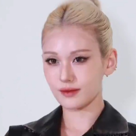 전소미 프로필