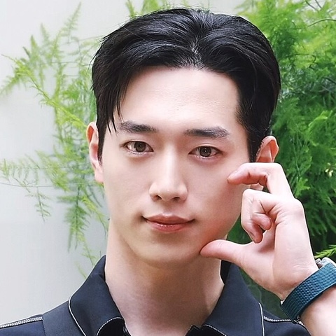 서강준 프로필