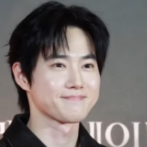 수호 프로필